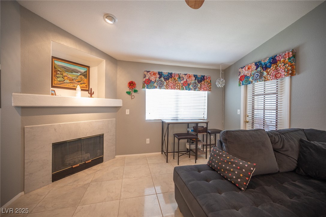 3320 South Fort Apache Road 224 Property Photo 12