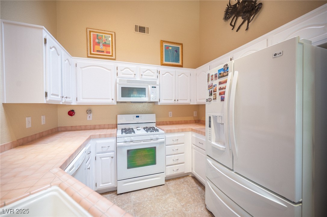 3320 South Fort Apache Road 224 Property Photo 24