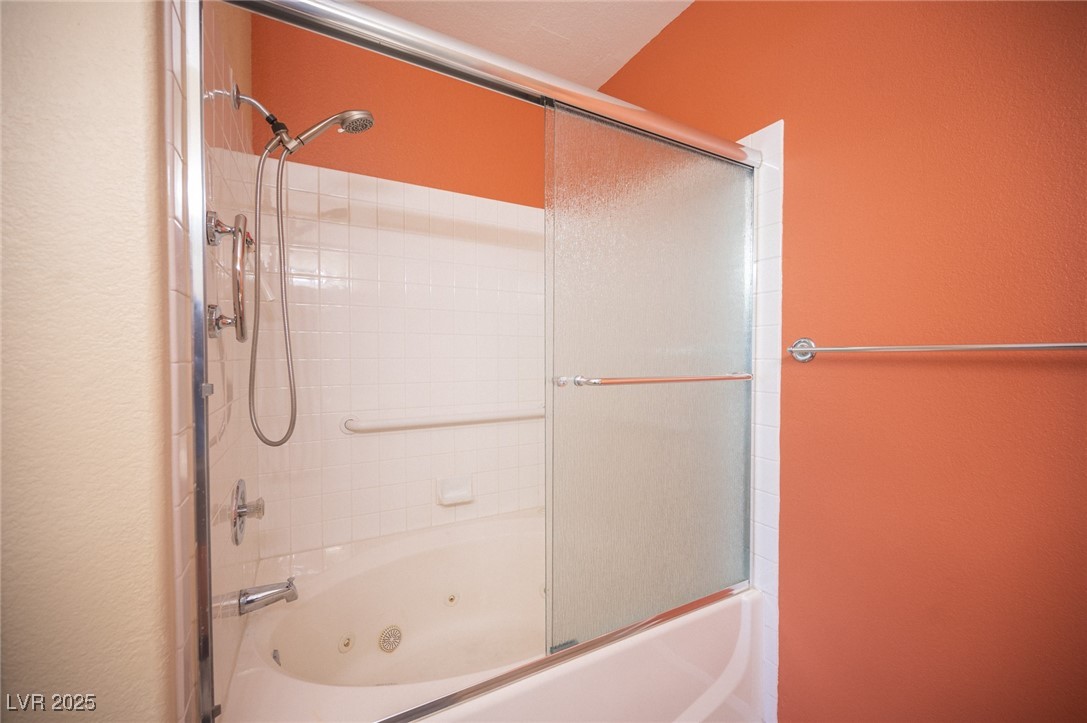 3320 South Fort Apache Road 224 Property Photo 40