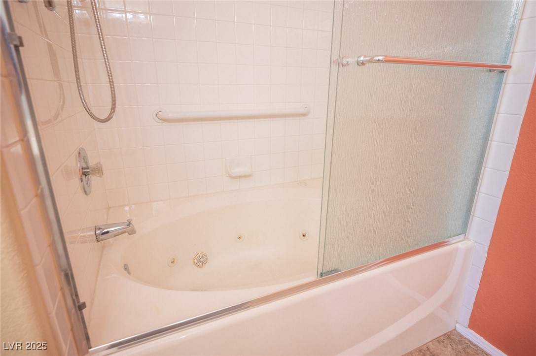 3320 South Fort Apache Road 224 Property Photo 41