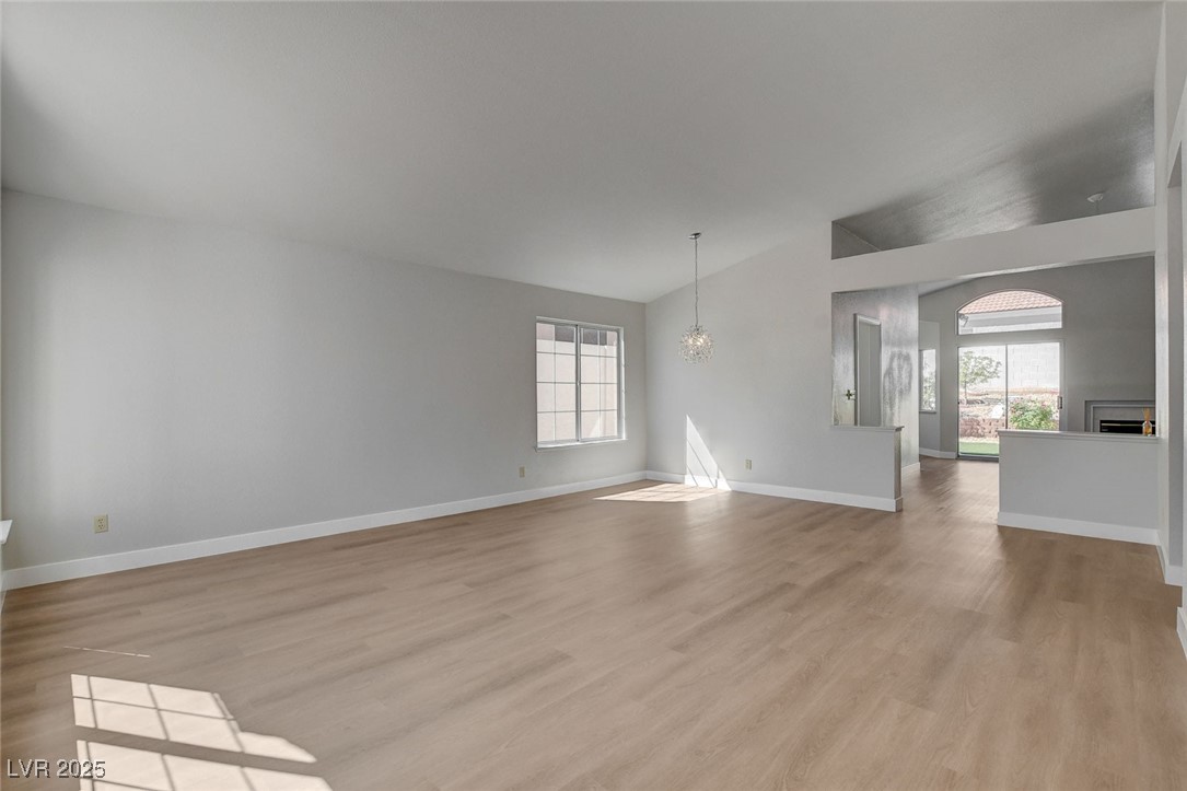 9712 Sierra Mesa Avenue Property Photo 7