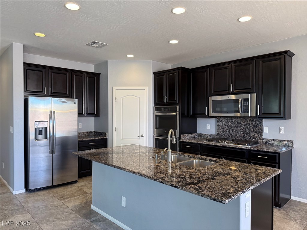 3478 Elegant Rose Street Property Photo 5