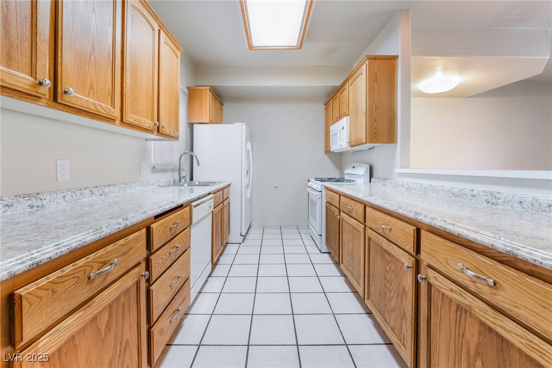 1739 North Lamont Street Property Photo