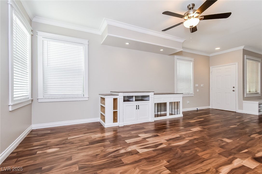 4744 Sweeping Glen Street Property Photo 4