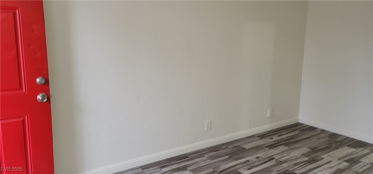 2105 Sunrise Avenue 9 Property Photo 3