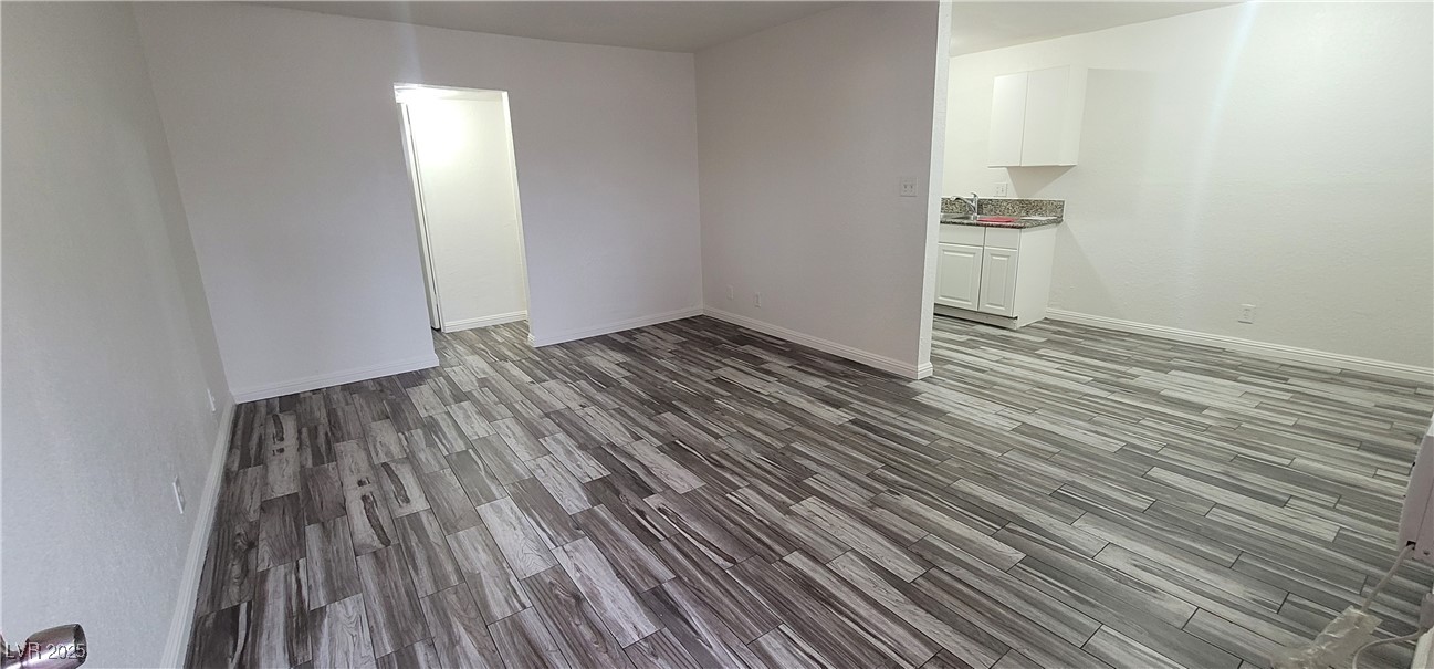 2105 Sunrise Avenue 9 Property Photo 4