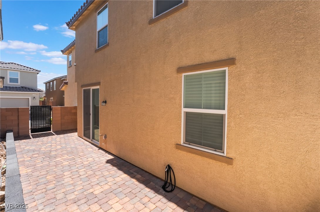 2665 Piroli Street Property Photo 25