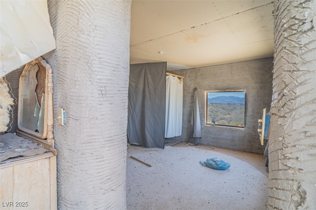 Rancho Ewing Avenue Property Photo 17