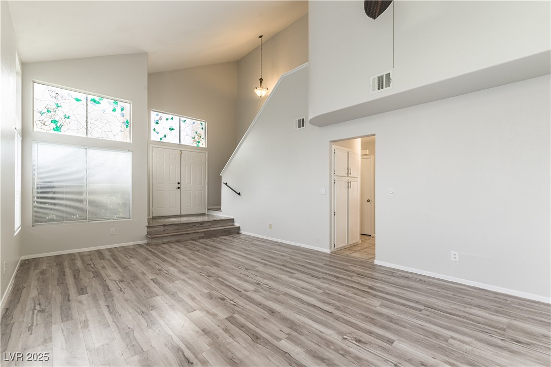 9044 Flutell Court Property Photo 3