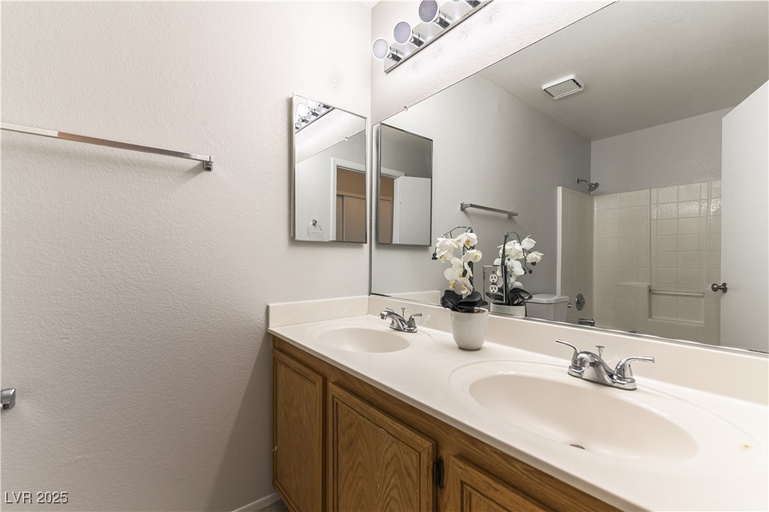 9044 Flutell Court Property Photo 14
