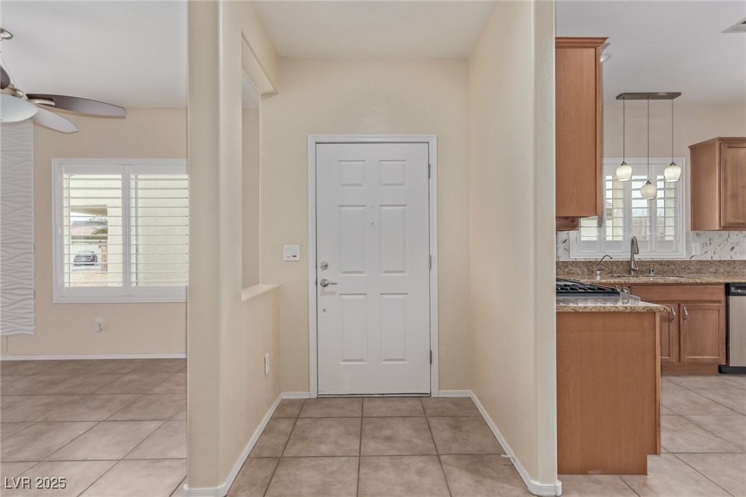 2404 Garganey Avenue Property Photo 8