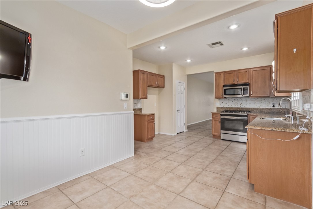 2404 Garganey Avenue Property Photo 15