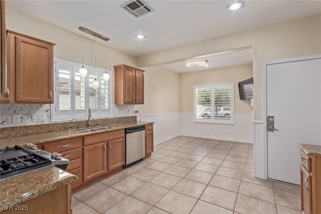 2404 Garganey Avenue Property Photo 16
