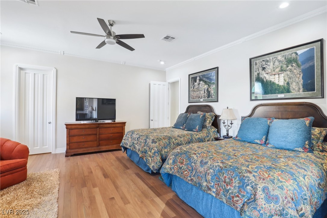 2338 Dolphin Court Property Photo 46