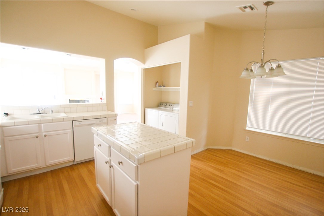 1517 Glenrosa Drive Property Photo 9