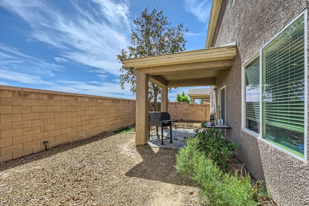 8084 Celina Hills Street Property Photo 28