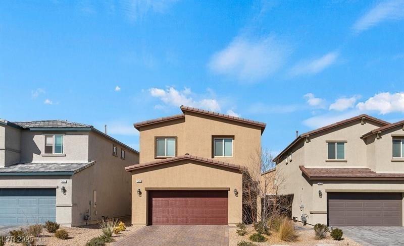 7462 Dragonfruit Avenue Property Photo 2