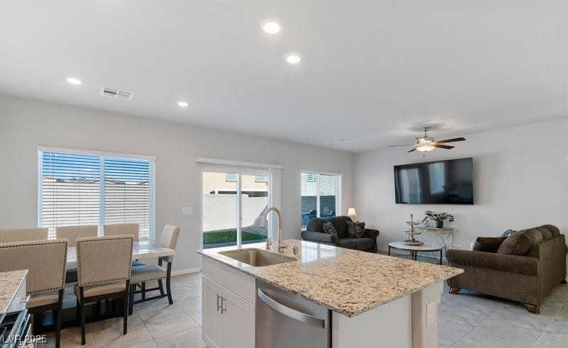 7462 Dragonfruit Avenue Property Photo 7