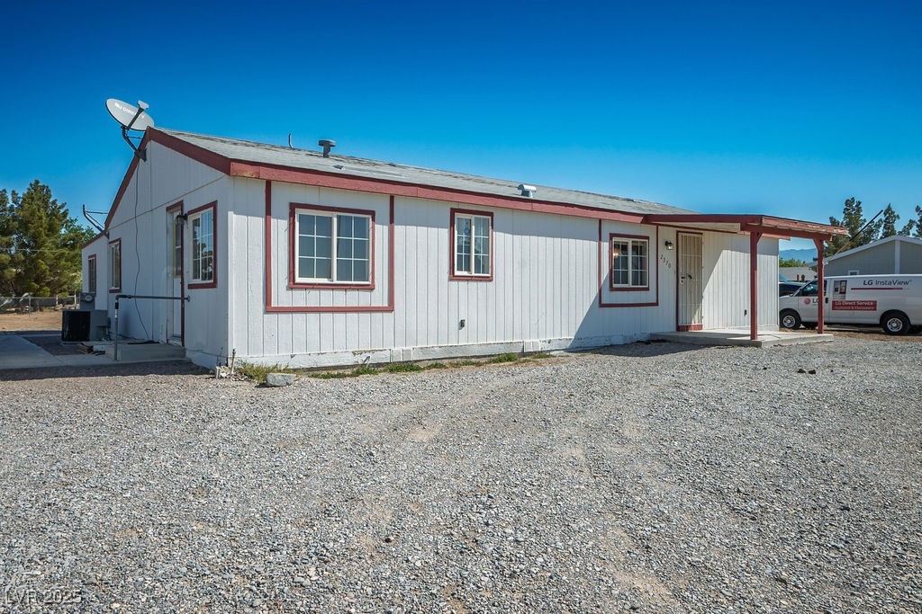 2370 Schifrin Street Property Photo 3