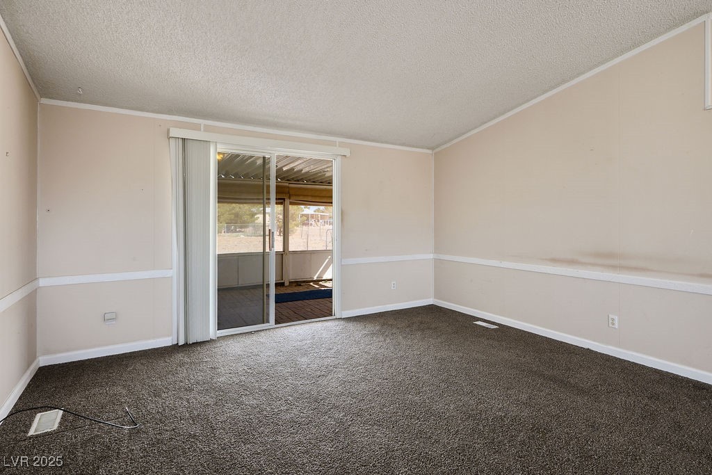 2370 Schifrin Street Property Photo 7