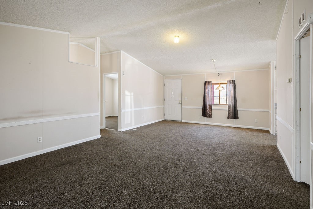 2370 Schifrin Street Property Photo 8