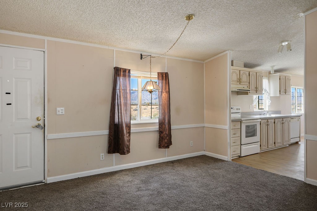 2370 Schifrin Street Property Photo 10