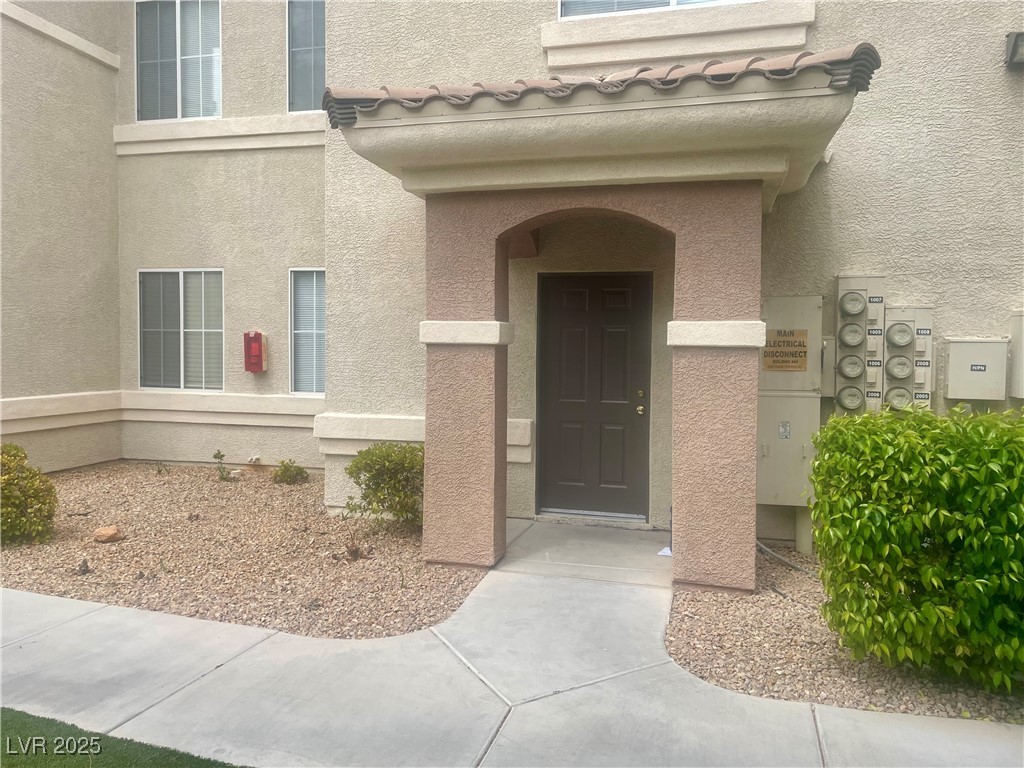 9050 Warm Springs Road 1008 Property Photo 1