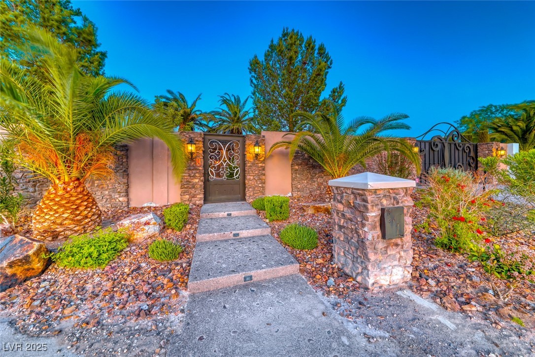 9920 Rancho Destino Road Property Photo 4