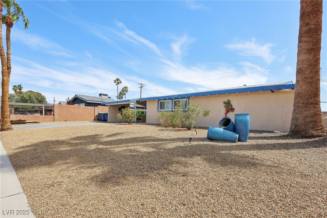 3140 Sundown Drive Property Photo 3