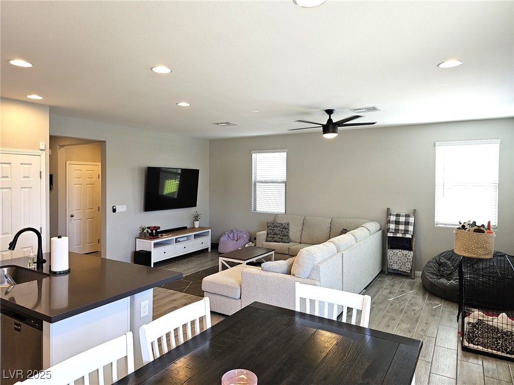 4109 Cloudless Avenue Property Photo 8