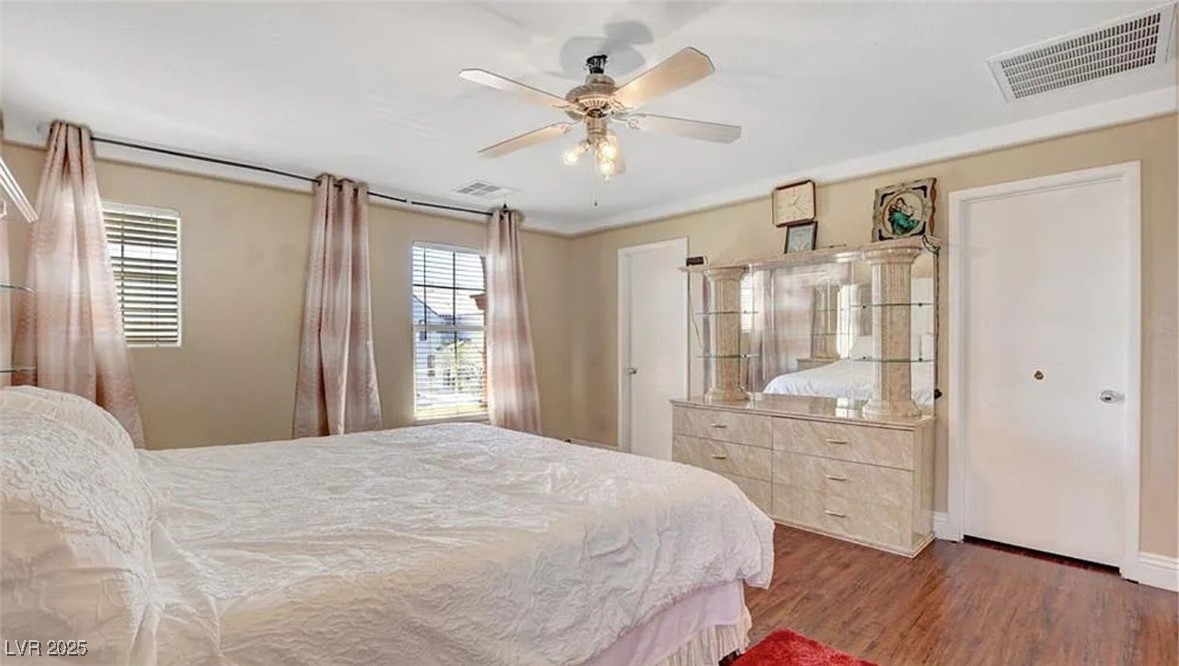 9772 Splendor Sky Avenue Property Photo 5