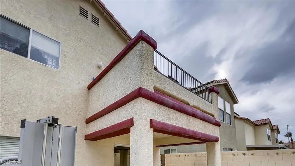 9772 Splendor Sky Avenue Property Photo 17
