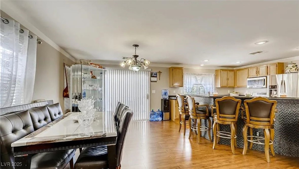 9772 Splendor Sky Avenue Property Photo 20