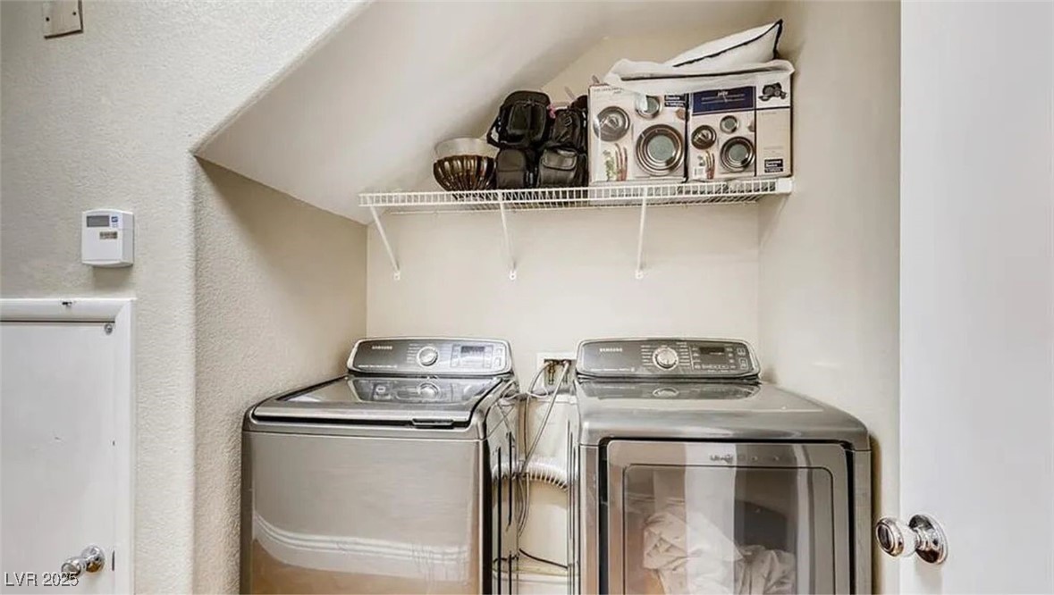9772 Splendor Sky Avenue Property Photo 27