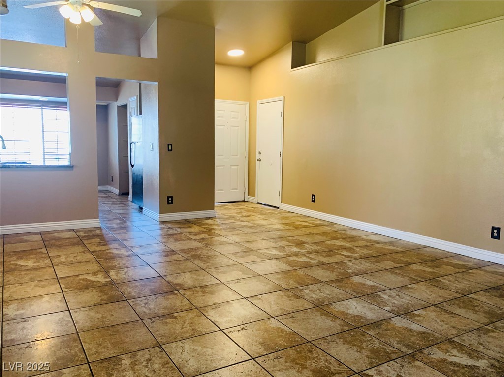 1629 Royal Palm Drive Property Photo 6
