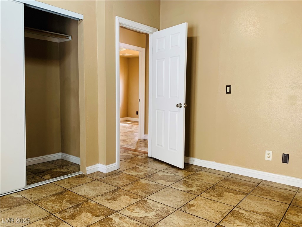 1629 Royal Palm Drive Property Photo 15
