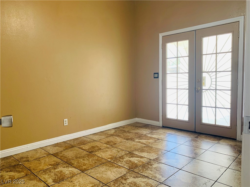 1629 Royal Palm Drive Property Photo 16