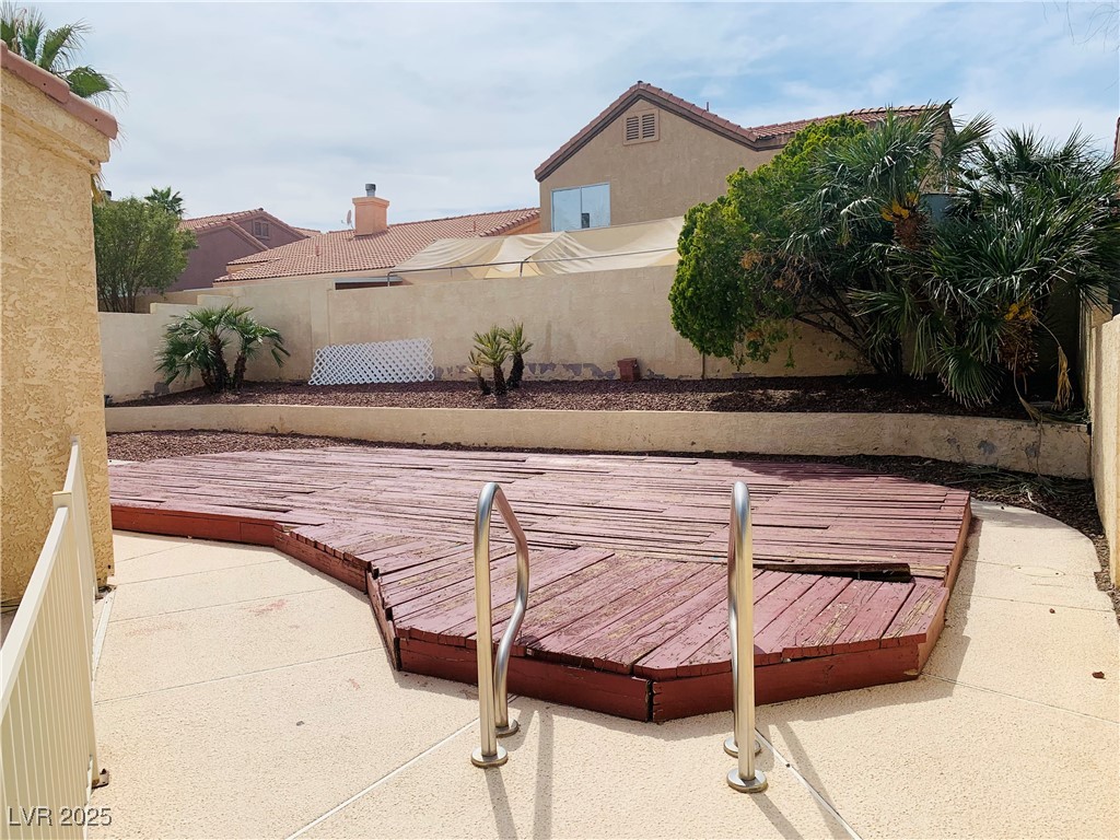 1629 Royal Palm Drive Property Photo 18