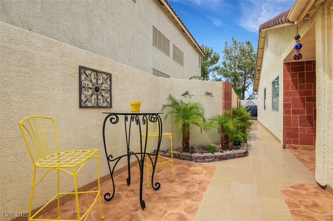 7608 Vista Hills Drive Property Photo 5