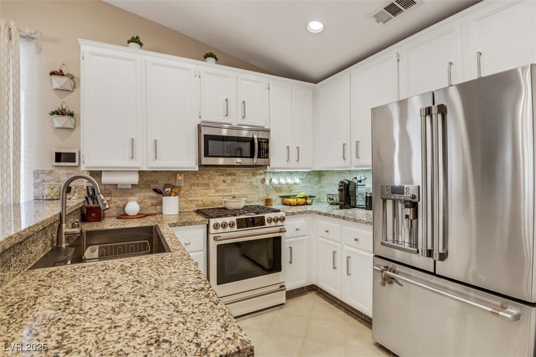 7608 Vista Hills Drive Property Photo 13
