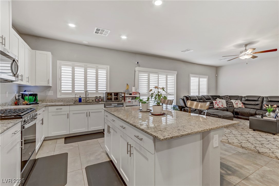 8351 Gold River Court Property Photo 8