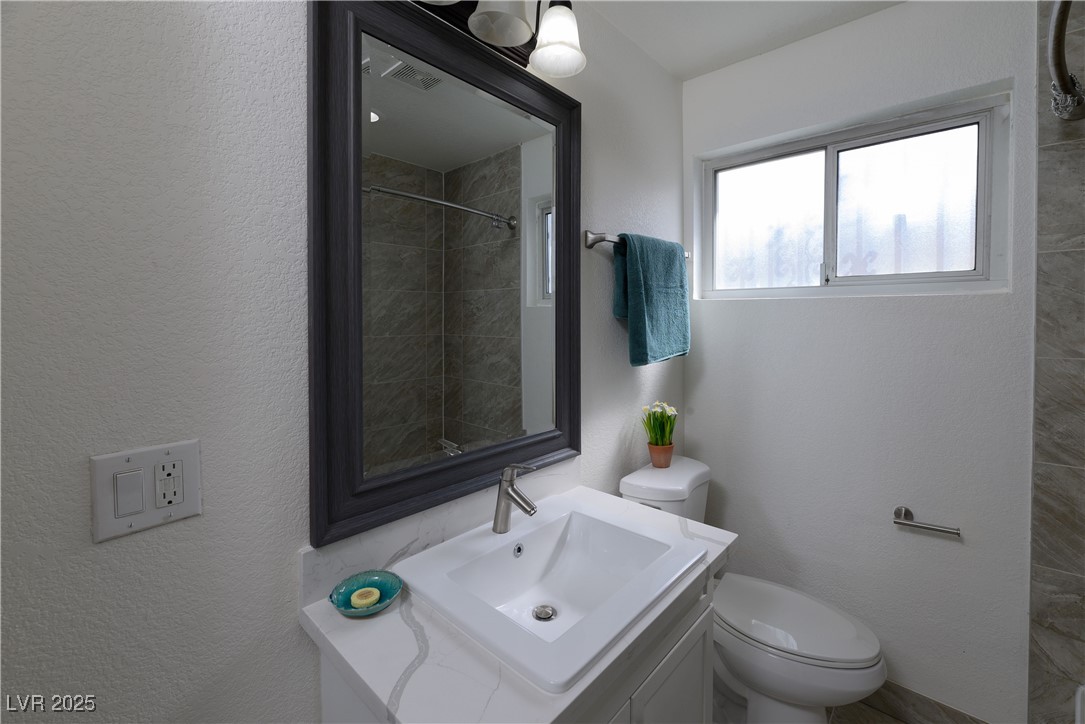 2305 Santa Paula Drive Property Photo 21