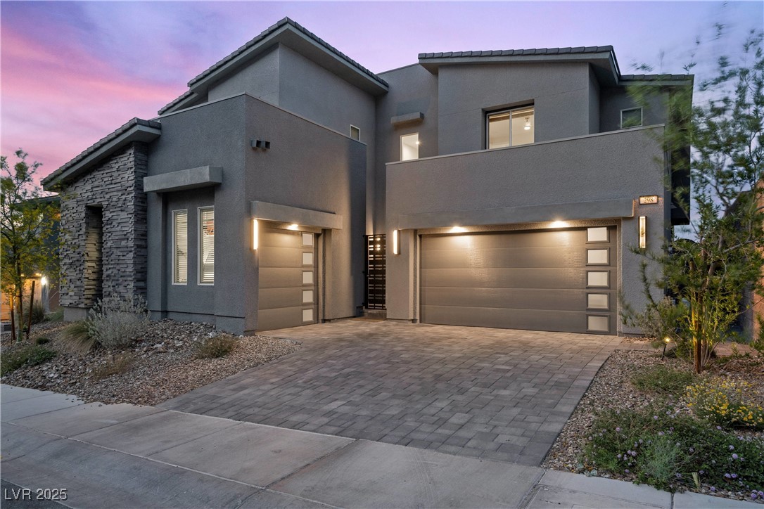 298 Watteau Court Property Photo 10