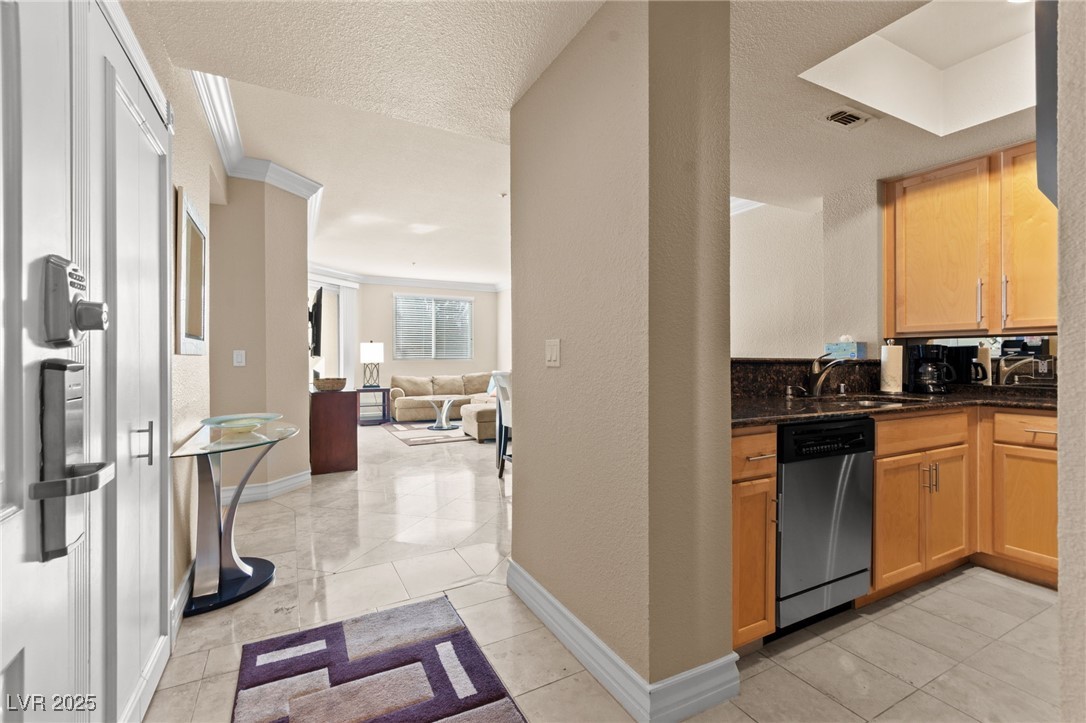 220 East Flamingo Road 111 Property Photo 2