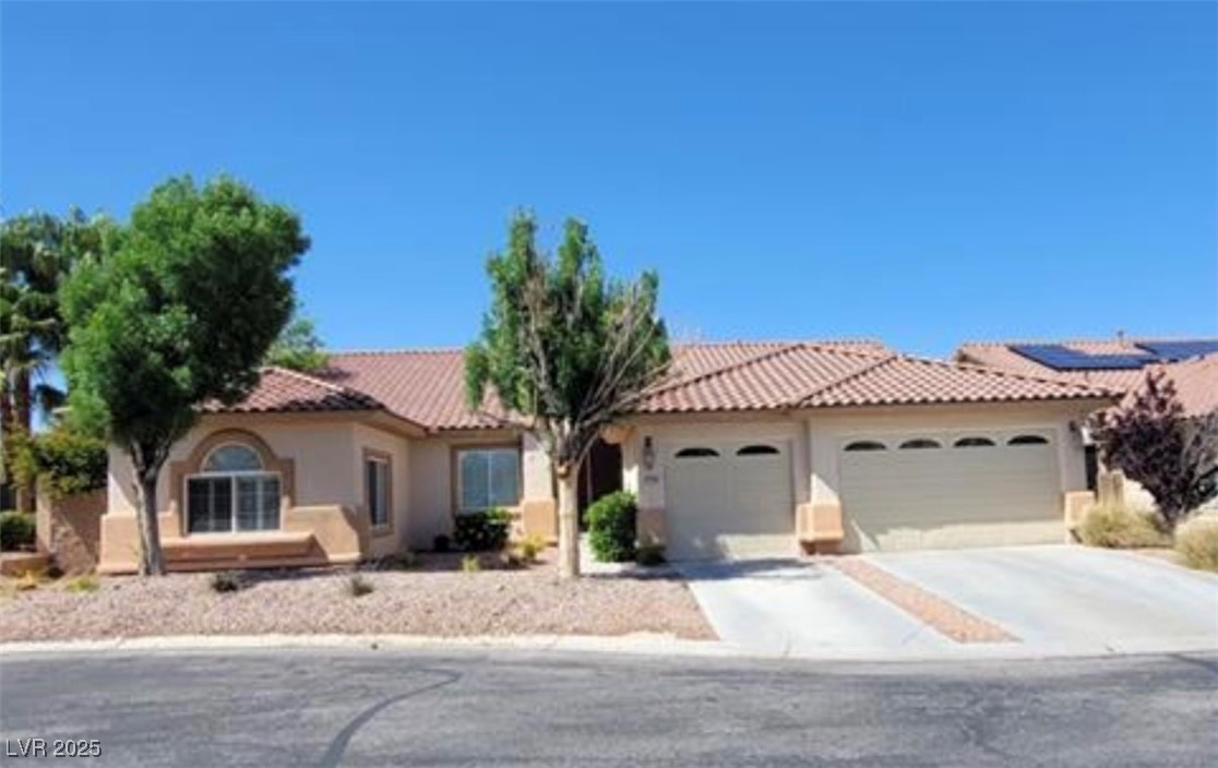 5718 San Florentine Avenue Property Photo 1