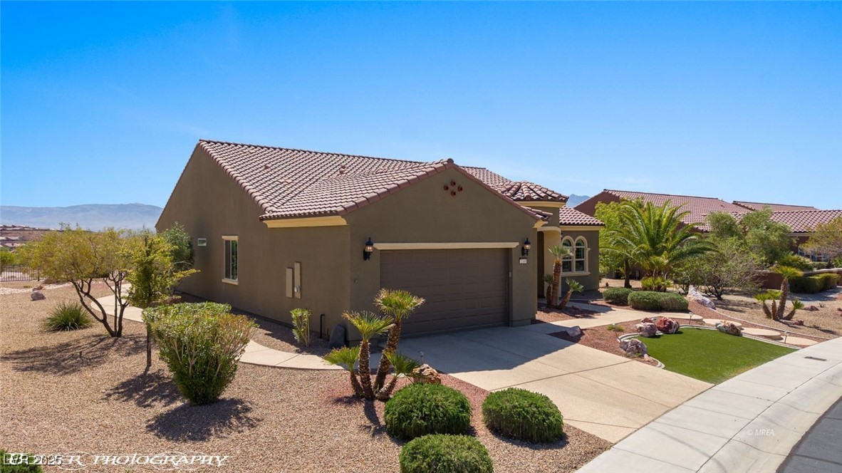 1348 Basin View Property Photo 4