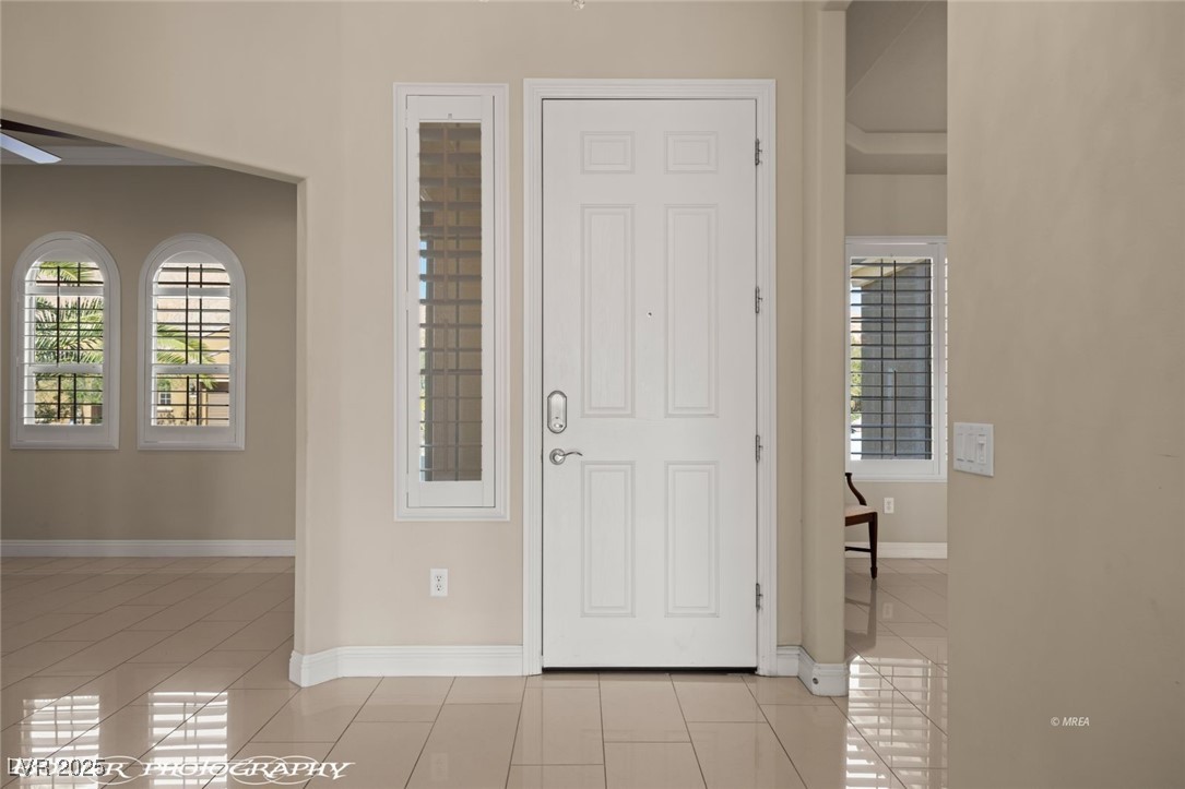 1348 Basin View Property Photo 5