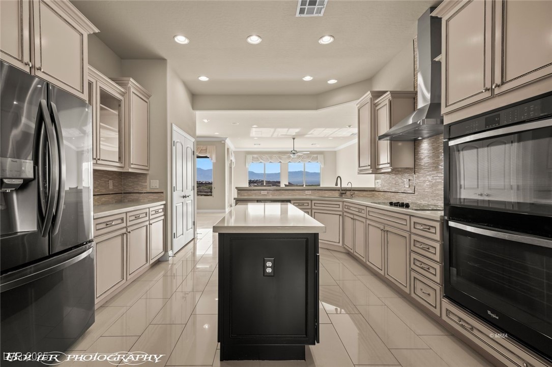 1348 Basin View Property Photo 14