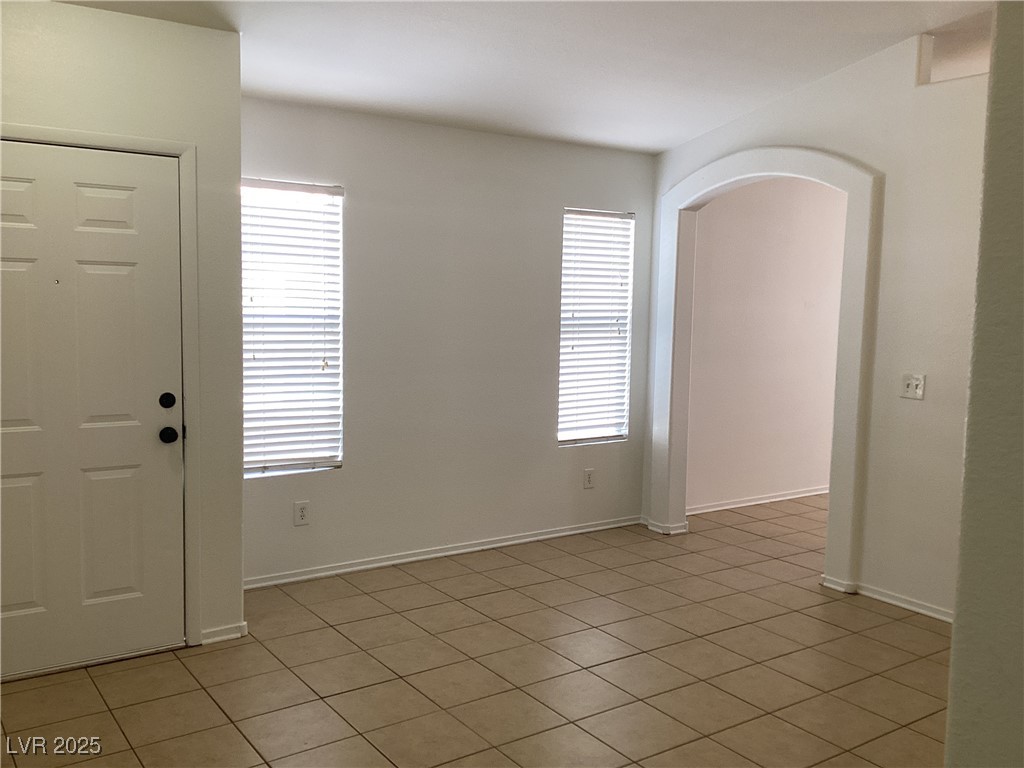 3144 Sierra Ridge Drive Property Photo 7