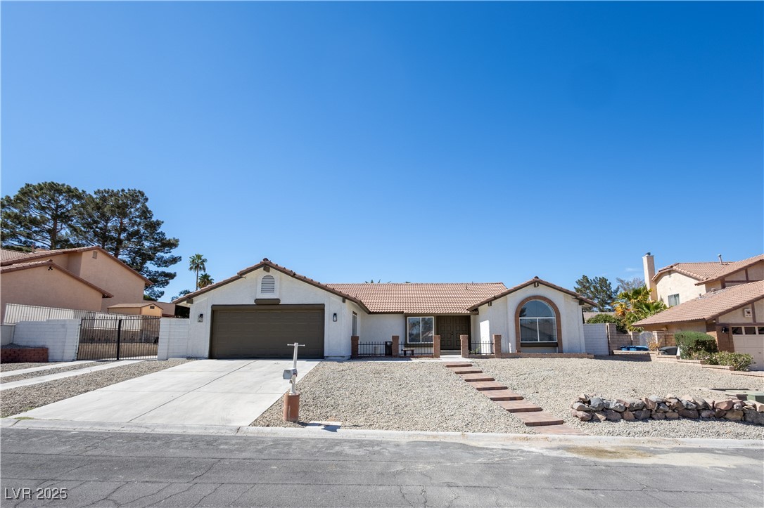 3156 Shadowridge Avenue Property Photo 2